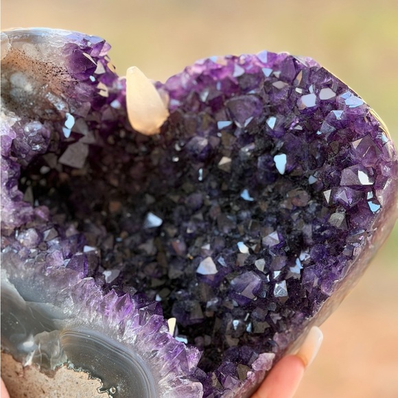 Deep Purple Uruguay Amethyst with Calcite Inclusions & Agate Banding - Picture 3 of 11